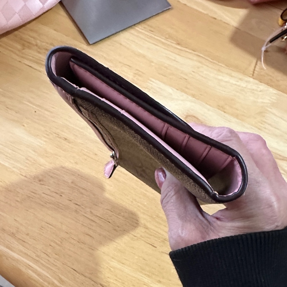 Coach NWOT Pink and Brown Women's Wallet - Picture 4 of 5